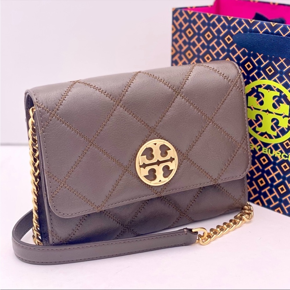 New Tory Burch Willa Chain Wallet
Crossbody Bag Chanel Classic Style - Picture 16 of 16